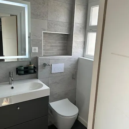 Et Equipe Avec Vue Sur Le Bassin Vichyssois